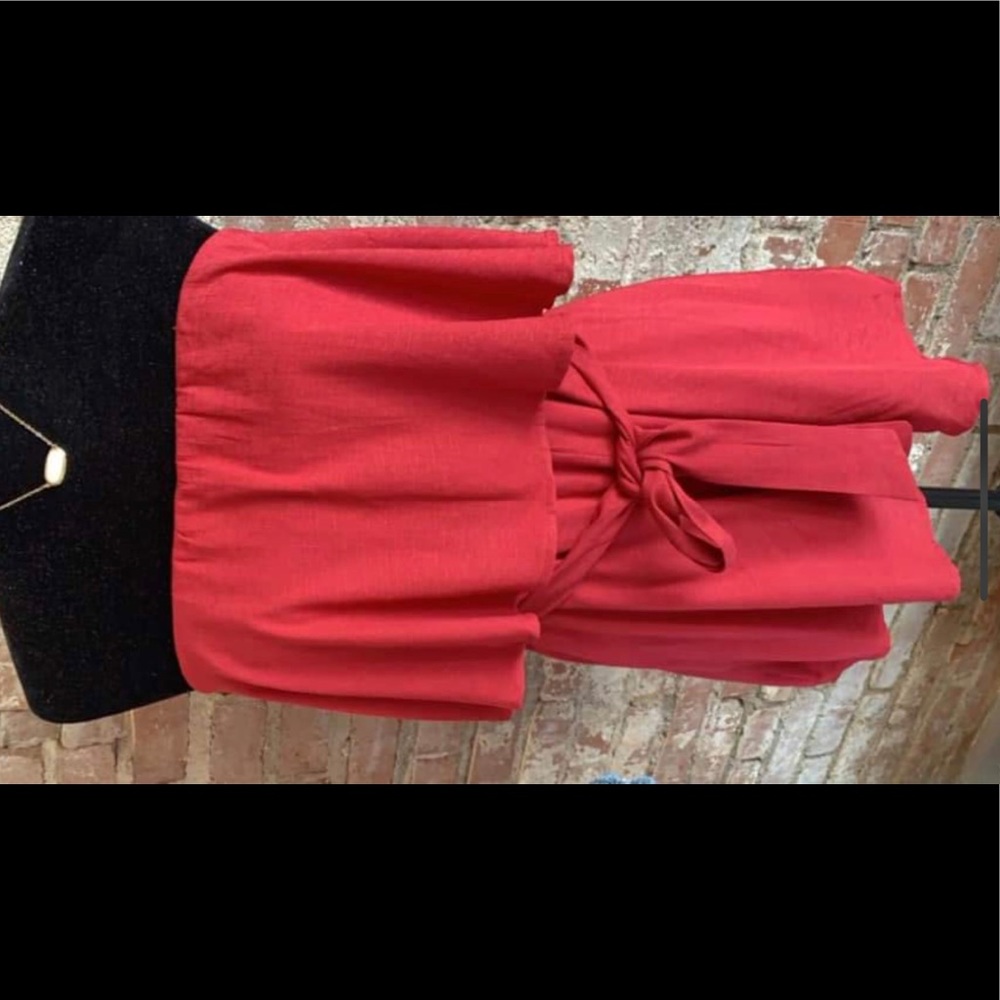 Red strapless romper!!😍🔥